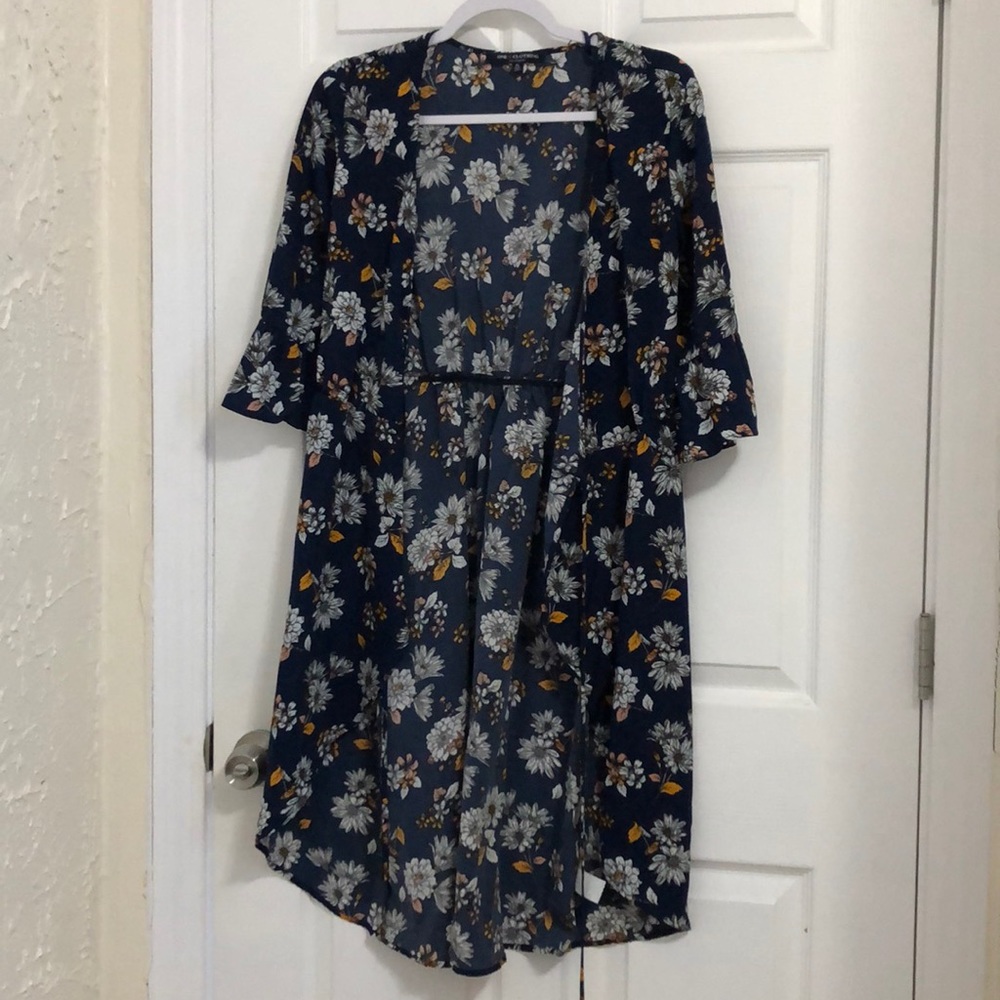 Kimono size small